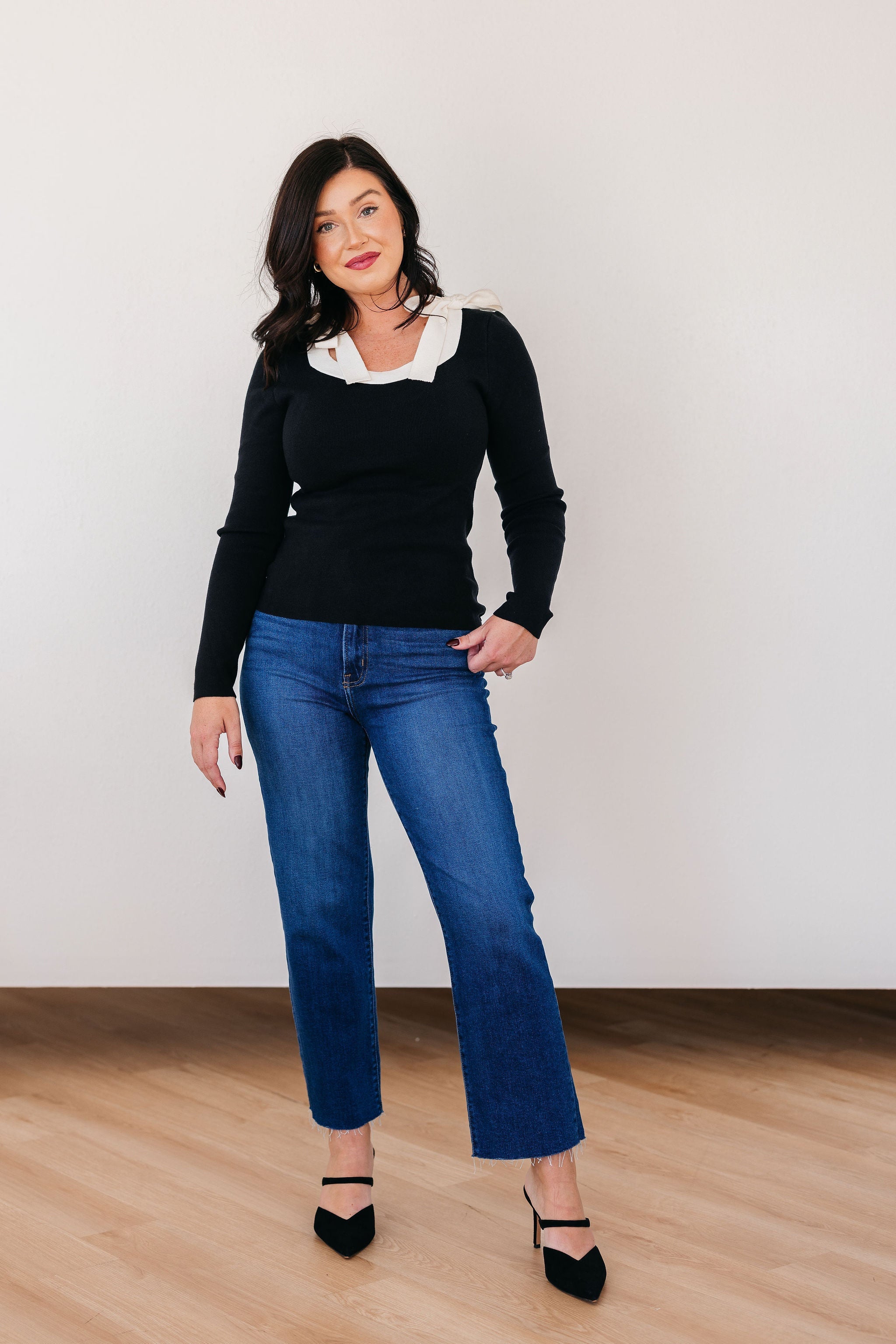 American Queen Sweater - Wisdom & Wardrobe