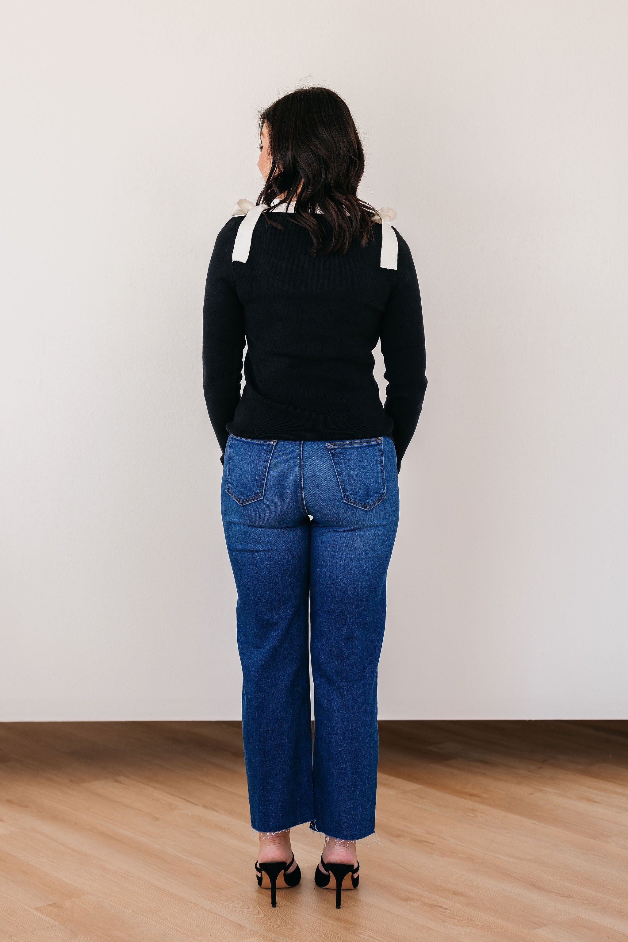 American Queen Sweater - Wisdom & Wardrobe